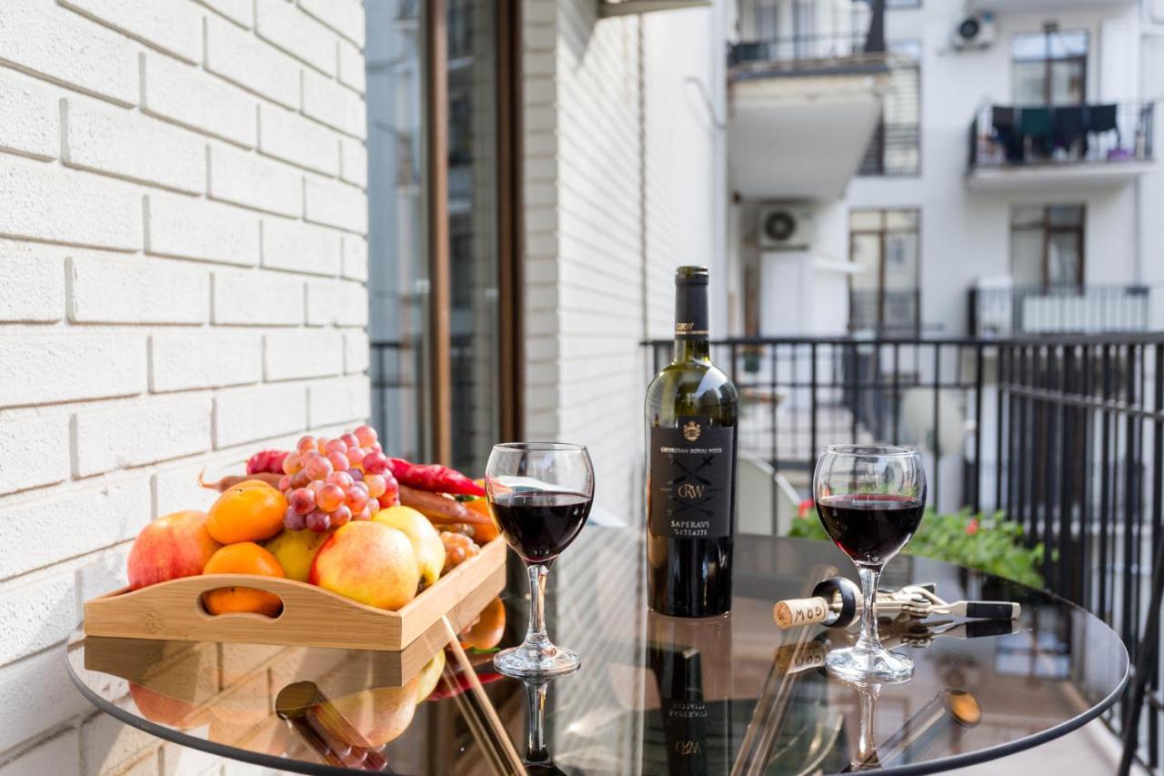 The Grand Apartment Tbilisi Exterior photo